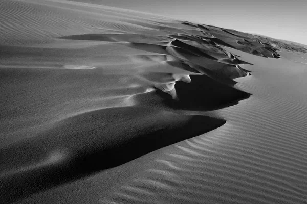 Desert Dreams II, Desert Dreams