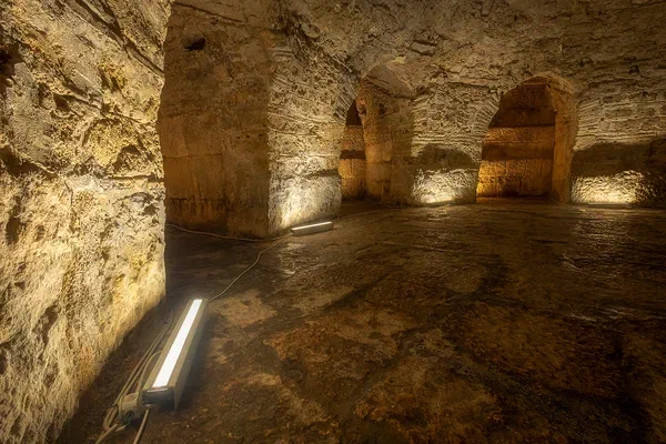 Split Crypt