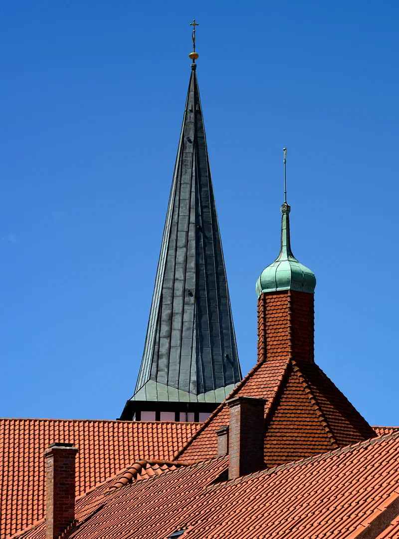 Rooftops II, Foundations 2022
