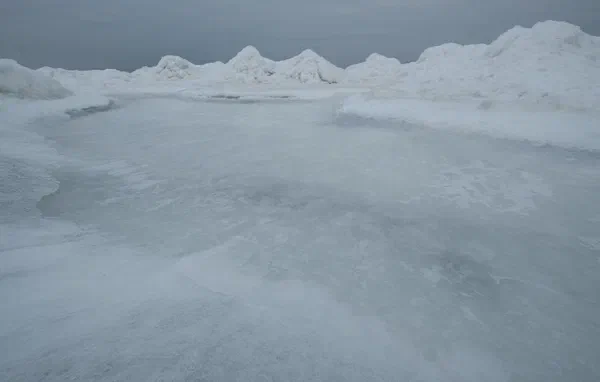 Frozen Valley